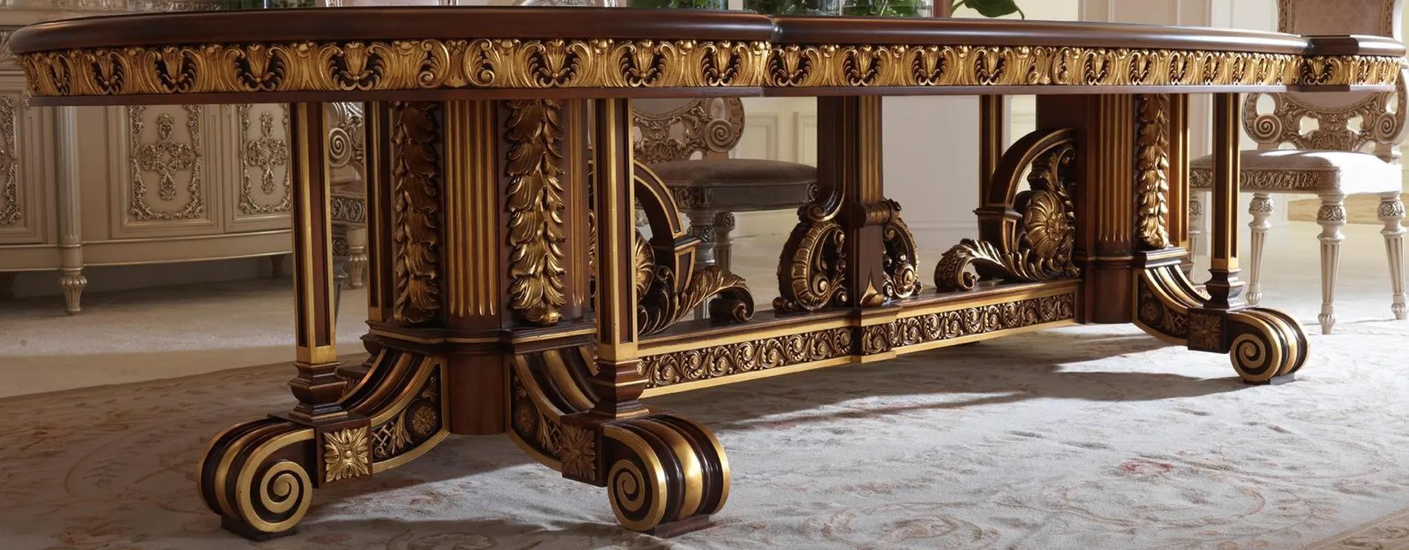 AntiqueTable